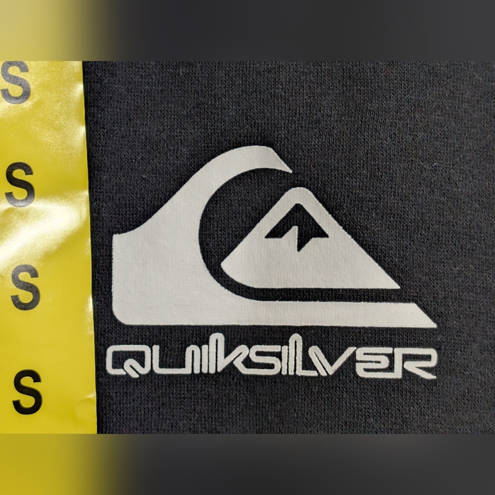 NWT•Quiksilver Men's Classic Black Crew Neck Sweatshirt•60% Cotton/40%PL•Small⬛ - Picture 3 of 13